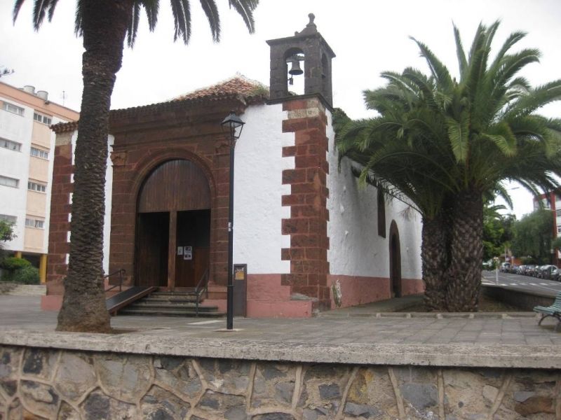 El palacio oscuro El palacio oscuro